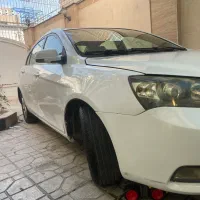 جیلی ۲۰۱۳ امگرند۷