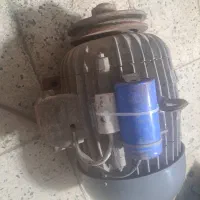 الکتروموتورالکویک ونبم اسب ۱۴۰۰دور تمیز وسالم