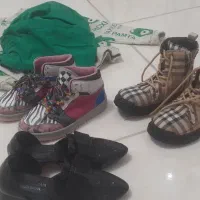 تعدادی لباس بچه گانه مناسب ۸تا۱۰سال|کفش و لباس بچه|تهران, جوادیه|دیوار
