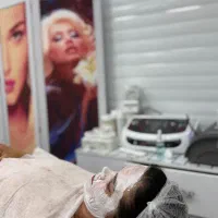 آموزشگاه  آرایشگری مریم بانو