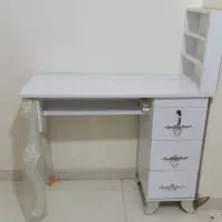 فوری صندلی ،میز ناخن|آرایشگاه و سالنهای زیبایی|قشم, |دیوار