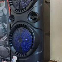 اسپیکر  بلوتوثی بزرگ در حد نو