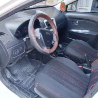 خودرو ام وی اوم