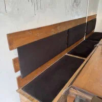 نیمکت دیواری