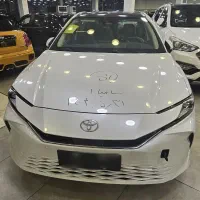 کمری ۲۰۲۵ پریمیوم چین