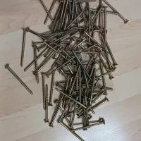 تعدادی پیچ بزرگ