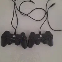 دو عدد دسته بازی کامپیوتر و لپتاب