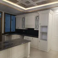 طراحی و ساخت کابینت و کمد دیواری مدرن هایگلاس