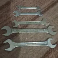 اچار یه سر رینگ و تخت امریکایی