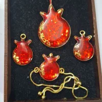 زیور آلات و اکسسوری رزینی