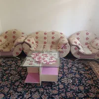 مبل و میز سالم