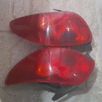 چراغ خطر عقب ۲۰۶