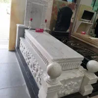 سنگ مزار اشرفی