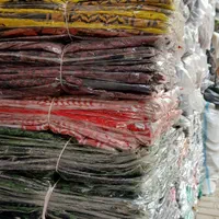 چفیه عربی|لباس|شیراز, دروازه اصفهان|دیوار