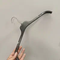چوبکار رگال چوب لباسی