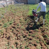 شیار کردن باغ و زمین