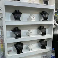 واگذاری مغازه زیورآلات دکور و اجناس|فروشگاه و مغازه|مهریز, |دیوار