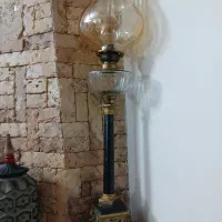 چراغ لاله پایه دار