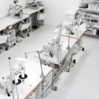 چرخکار ماهر کیف دوز ، چرخکار بطر ، وسط کار