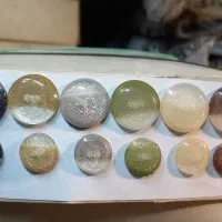 مقدار۸۵ جعبه دگمه متنوع وجدید