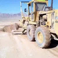 نیازمند راننده گریدر و غلطک و پایه یک