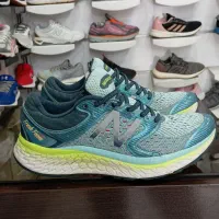 نیوبالانس 1080 اورجینال درحدنو سایز 40