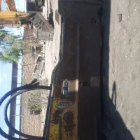 بیل مکانیکی ۲۲۰ دلتا|خودرو سنگین|سیرجان, |دیوار