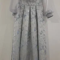 پیراهن مجلسی سایز ۴۳ نو قیمت۱۷۰۰تومن.