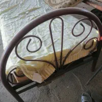 تخت یکنفر ه فلزی