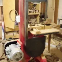 تعدادی وسایل نجاری