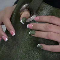 تخفیف ۵۰ درصدی بلک فرایدی ناخن مژه پدیکور رایگان|خدمات آرایشگری و زیبایی|کرج, حیدرآباد|دیوار