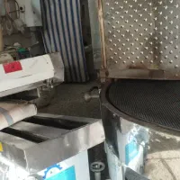 یک باب نانوایی با ملک فروشی