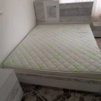 تخت خواب دو نفره