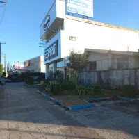 فروش-ملک-مسکونی-دارای-بنای-قدیمی-برجاده-اصلی