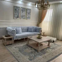 مبل راحتی سه نفره چستر همراه میز و دو عدد عسلی