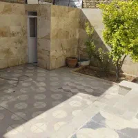 رهن و اجاره هر دو طبقه ویلایی واقع در دولت شرقی|اجارهٔ خانه و ویلا|شیراز, کوشک میدان|دیوار