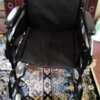 ویلچر فقط پنج ملیون صفر آک بند