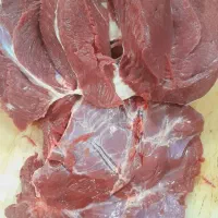 دمبه گوسفندی وگوشت