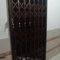 محافظ درب آپارتمان (آکاردئون )