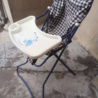 میز غذا خوری برای بچه های خردسال