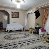 ۱۰۵متری/پکیج/پارکینگ/بسیار زیبا/خ ملت