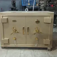 زیر ویترینی طلافروشی گاوصندوق زیرویترینی ایرانیان|فروشگاه و مغازه|تهران, شهرک طالقانی|دیوار