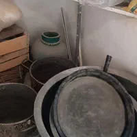 تعداد پاتیل مسی قدیمی قدیمی کیلوی ۹۰۰ هزار تومن|صنایع دستی و سایر لوازم تزئینی|اصفهان, جی شیر|دیوار
