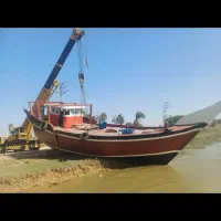 تعمیرات تخصصی فایبرگلاس انواع شناور لنج و قایق