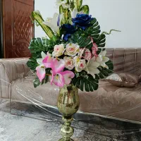 گلدان گل مصنوعی