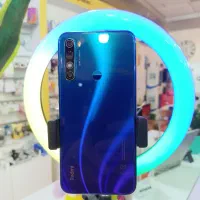 نوت ۸ شیامی.بدون نقطه.تمیز .رم ۴ . حافظه داخلی 64