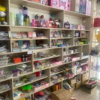 قفسه و ویترین