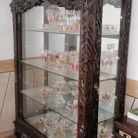 ویترین چوبی