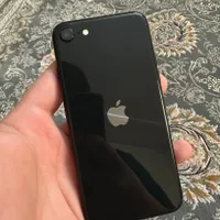 اپل iPhone SE (2020) با حافظهٔ ۱۲۸ گیگابایت پلمپ