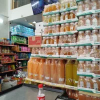فروشنده وصندوقدارخانم